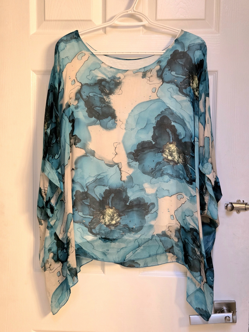 Womens Giusy Made In Italy Silk Over-lay Top